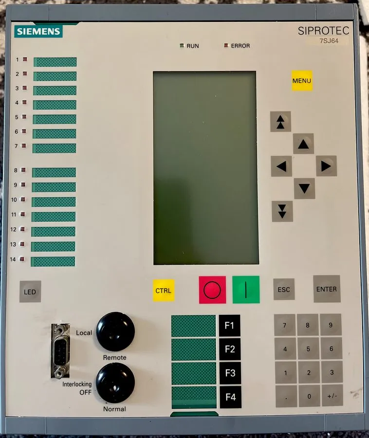 Реле защиты Siemens Siprotec 7SJ64 Protection Relay Meter