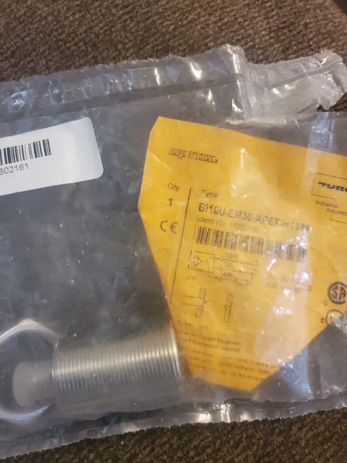Датчик приближения Turck BI10U-EM30-AP6X-H1141 Inductive Barrel Proximity Sensor — фото лота 1