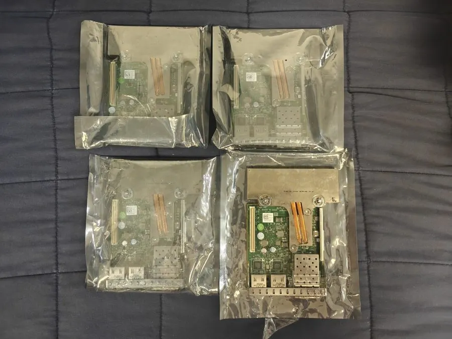 Трансивер Dell Broadcom 57800S rNDC 0165T0 2x10GbE SFP+ + 2x1GbE RJ45 PowerEdge