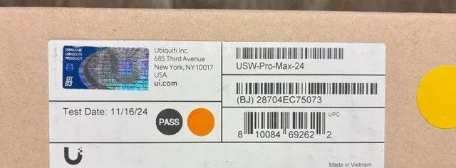 Коммутатор Ubiquiti UniFi Pro Max 24-Port Pro Switch (USW-Pro-Max-24) (NOT POE M