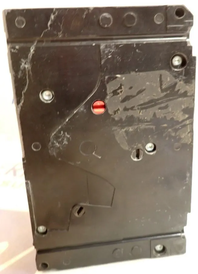 Автоматический выключатель Siemens Sentron Seires Breaker HED43B050 3 Pole 50 Am