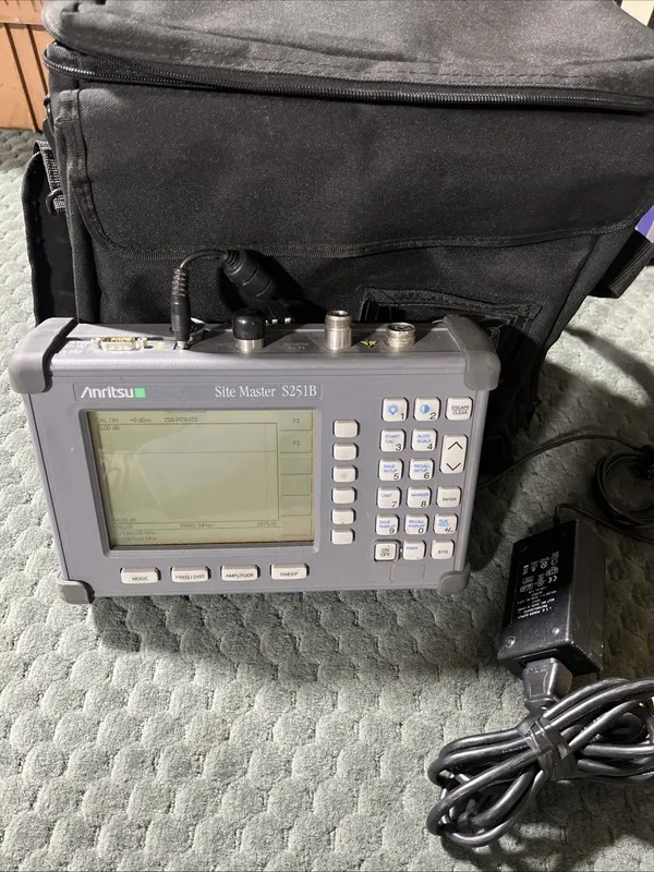 Анализатор Anritsu SiteMaster S251B Site Master Cable & Antenna Analyzer