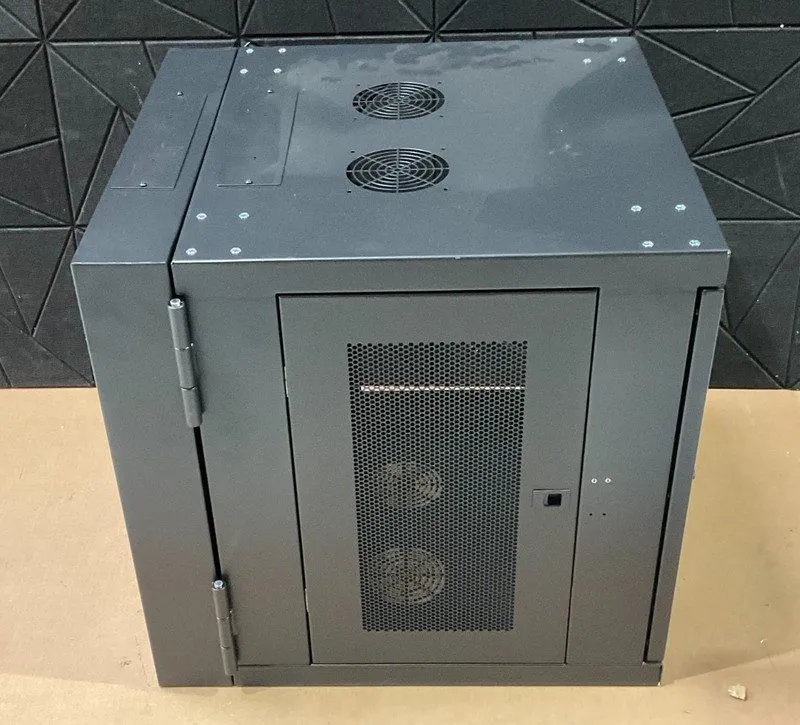 Стойка/шкаф Tripp Lite SmartRack Server Rack 12U SRW12USDP — фото лота 1