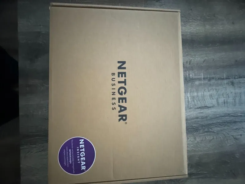 Коммутатор NETGEAR (GS752TP-200NAS) 48-Port POE Ethernet Switch
