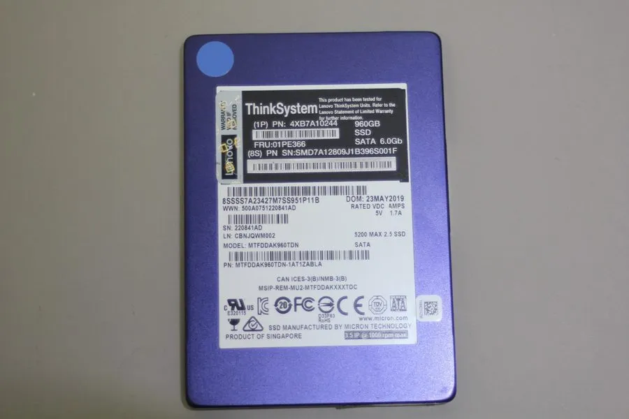SSD-накопитель Micron 5200 MAX 960GB 2.5" SATA SSD MTFDDAK960TDN 4XB7A17098 90-9