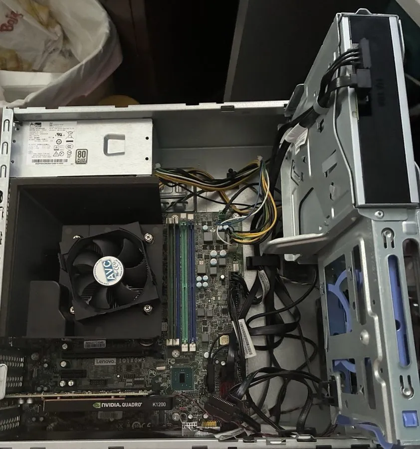 Lenovo ThinkStation Tower Desktop Black NVIDIA Quadro K1200 no hdd