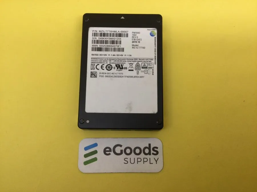 SSD-накопитель Samsung PM1643 Series 7.68TB SSD 2.5" SAS 12Gb/s MZ-ILT7T60 MZILT — фото лота 1