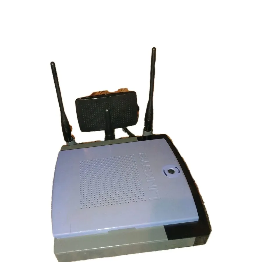 Маршрутизатор Linksys WRT300N 270 Mbps 4-Port Gigabit Wireless N Router