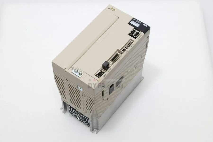 Сервопривод YASKAWA Genuine NNB SGDV-180A15A Servopack 1.5kW Servo Drive DRV-I-5