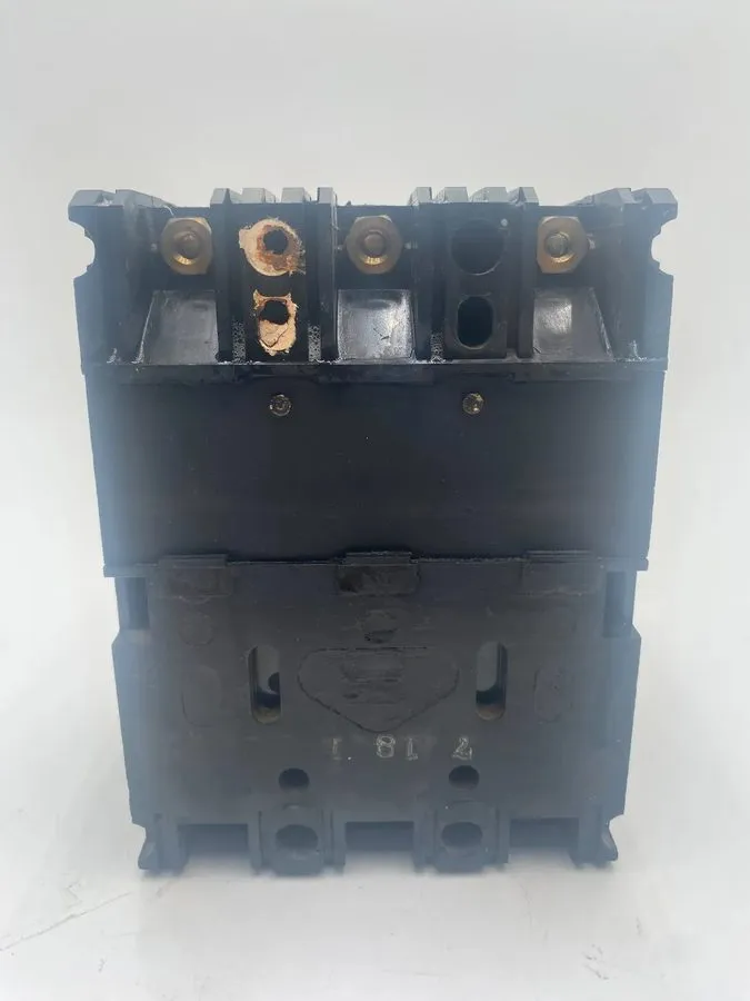 Автоматический выключатель SQUARE D FAL34070 70 AMP 480V 3 POLE CIRCUIT BREAKER 