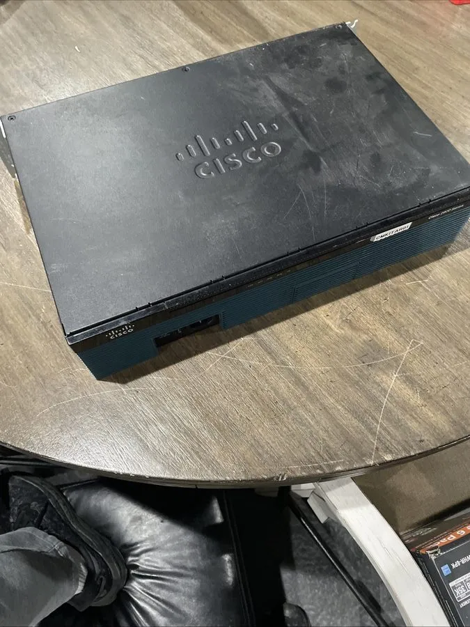 Маршрутизатор Cisco 2900 Series Integrated Service Router CISCO 2911