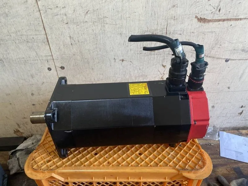 Серводвигатель Fanuc AC SERVO MOTOR A06B-0572-B077