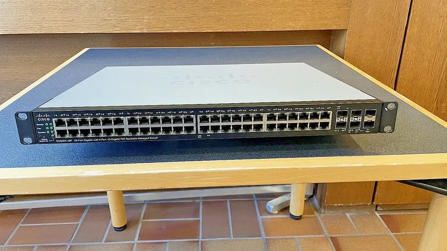 Трансивер Cisco Small Business SG500X-48P 48-Port Gigabit PoE L3 Managed 10Gb SF
