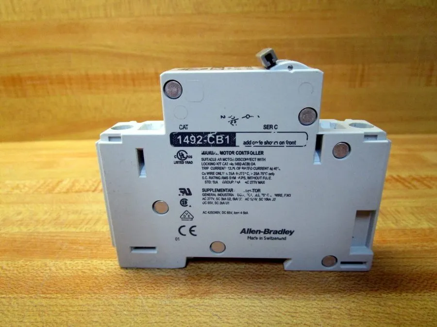 Автоматический выключатель ALLEN-BRADLEY 1492-CB1 G250 CIRCUIT BREAKER SER. C M-