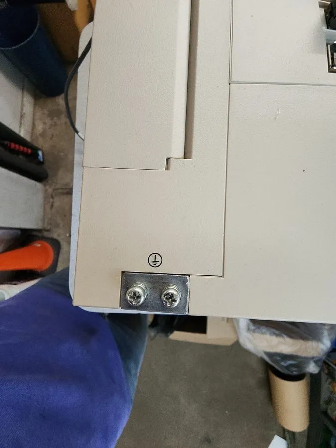 Сервопривод YASKAWA SERVO DRIVER SERVO PACK SGDV-330A11A DRIVE 5KW