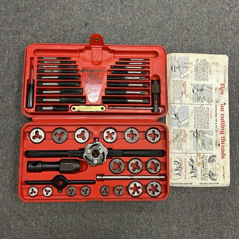 Режущий инструмент SNAP-ON METRIC TAP AND DIE SET #TDM117A (MISSING 1 TAP) — фото лота 1