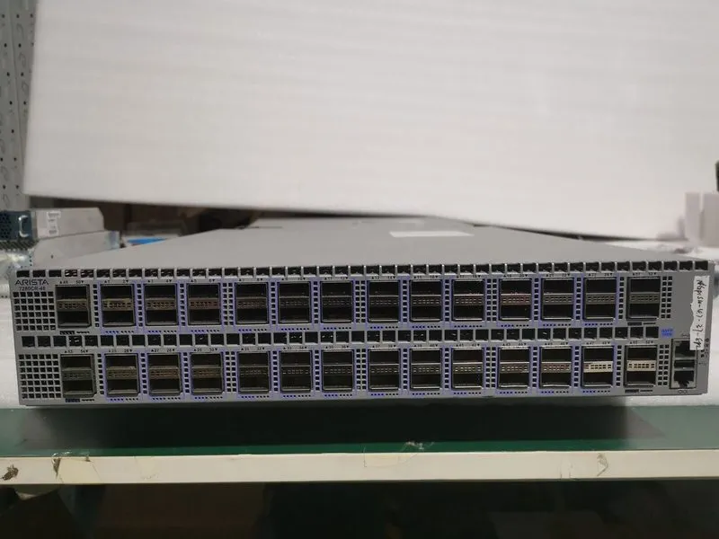 Коммутатор Arista DCS-7280CR-48-F 48x QSFP28 100Gb 8x QSFP+ 40Gb Ethernet Switch — фото лота 1