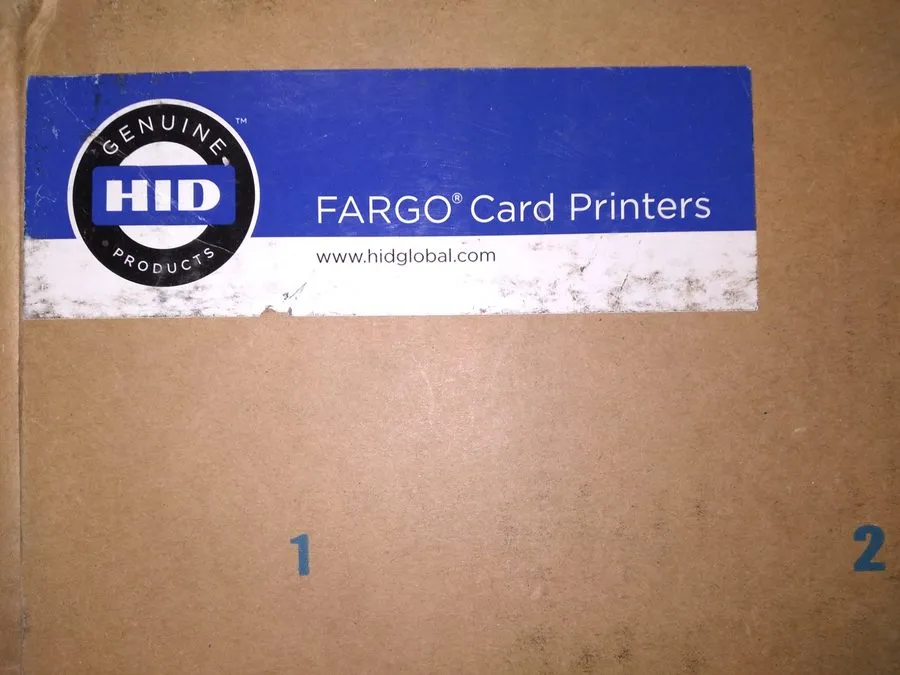 Принтер этикеток Fargo DTC1250e Dual Sided ID Card Printer & Complete Supplies P