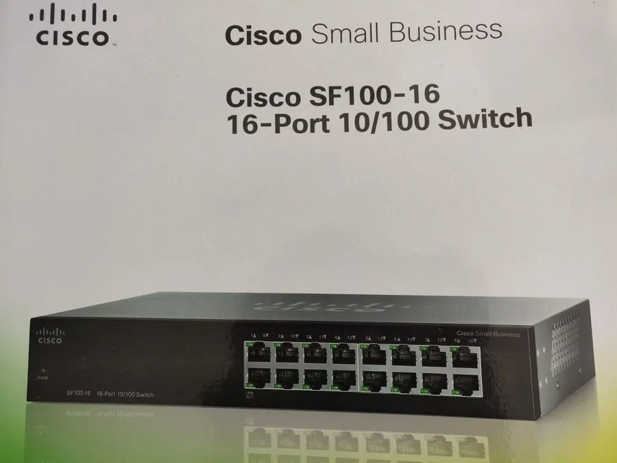 Коммутатор Cisco SF100-16 16 port 10/100 Switch and unopened