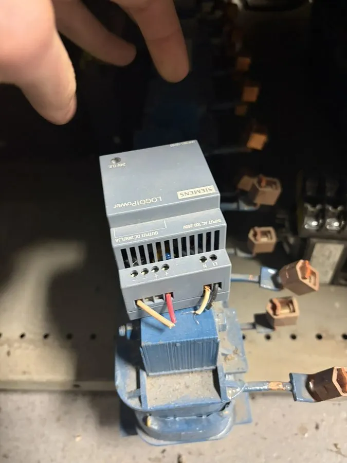 Блок питания SIEMENS LOGO!POWER 6EP1331-1SH03 DIN-RAIL MOUNT POWER SUPPLY — фото лота 1
