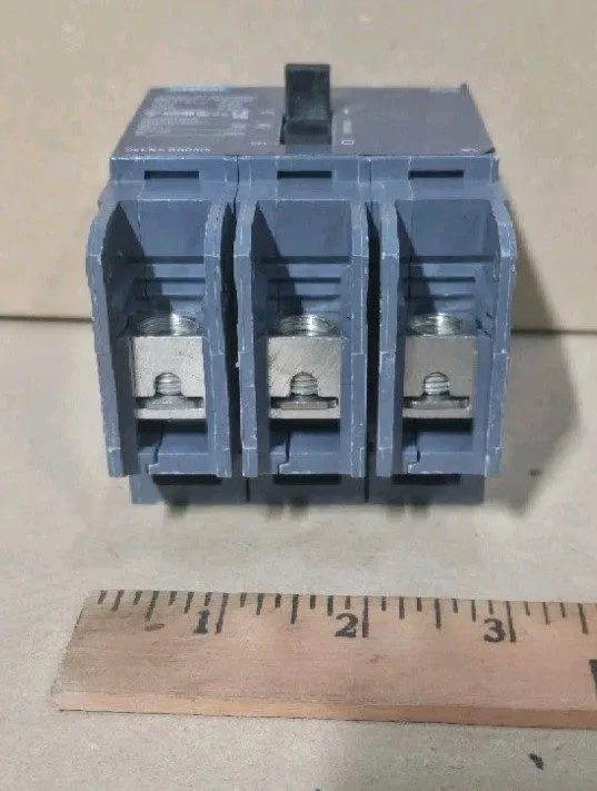 Автоматический выключатель SIEMENS BQD315 Circuit Breaker: 3 POLE; 480V/15A; BOL