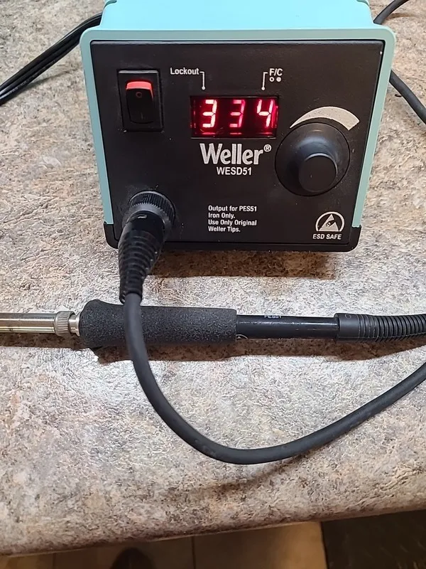 Паяльная станция Weller WESD51 60 W, 120 VAC, Soldering Station + PES51 24 VDC P