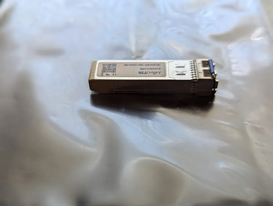 Трансивер MikroTik S+31DLC10D 10G SFP+ 10km 1310nm LC Single-Mode Transceiver — фото лота 2