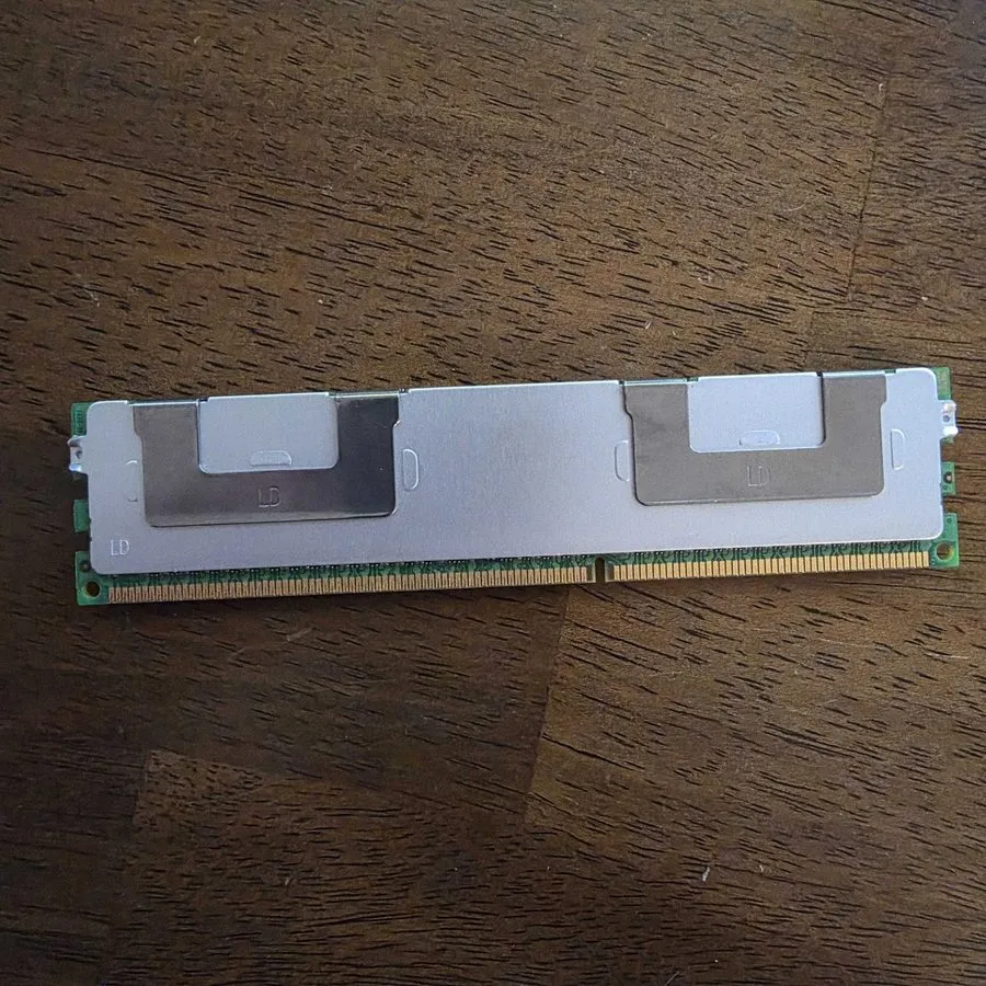 Модуль памяти SAMSUNG 256GB (8X32GB) DDR3 PC3-14900L M386B4G70DM0-CMA4Q SERVER M — фото лота 1