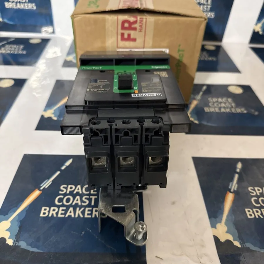 Автоматический выключатель Square D BGA34035Y PowerPact I-Line Circuit Breaker 3 — фото лота 2