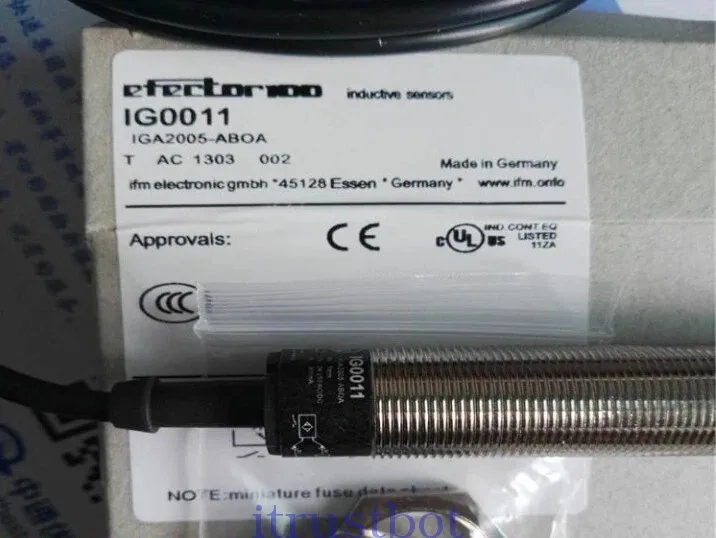 Датчик приближения IGA2005-ABOA IFM Efector Proximity Sensor, 20-250VAC/DC, 45-6