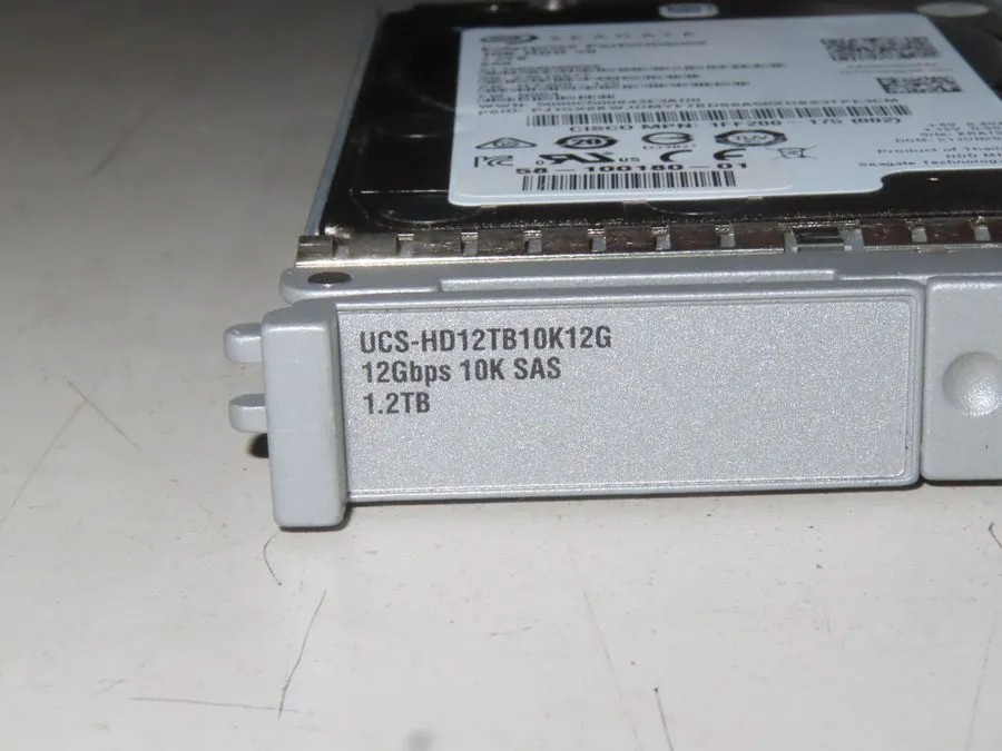 Жёсткий диск Cisco UCS-HD12TB10K12G 1.2TB HDD SAS 10K RPM 12G Internal Hard Driv