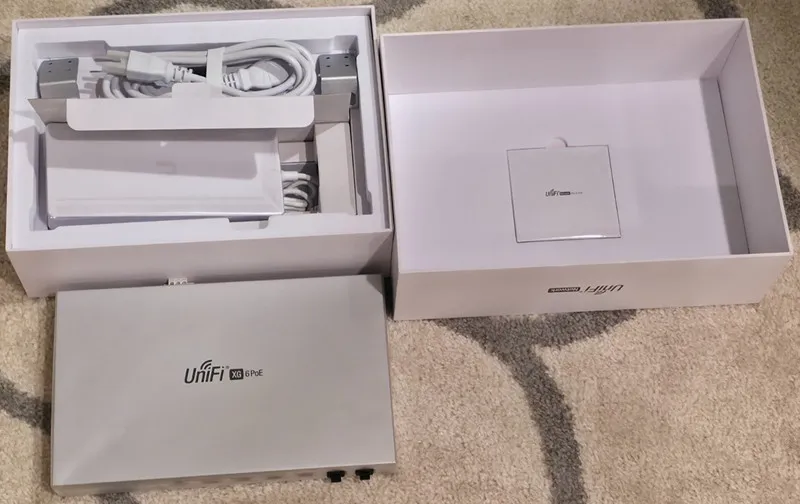 Коммутатор Ubiquiti UniFi XG POE 6-Port 10GbE Switch US-XG-6POE
