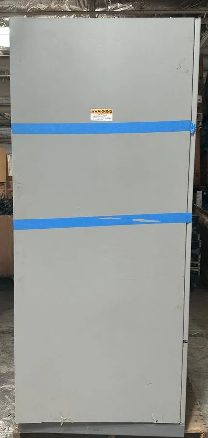 ИБП Emerson Liebert 610 U39SA229CCCB216 225kVA 3-Phase UPS 208V Input/Output 4k  — фото лота 1