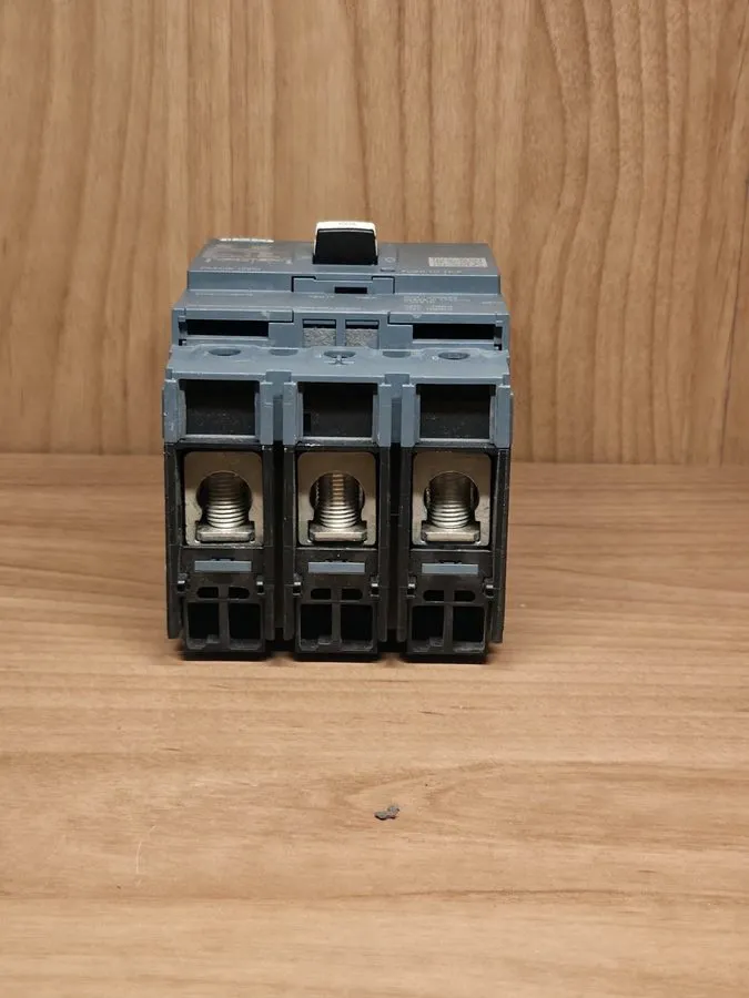 Автоматический выключатель SIEMENS 3VA4110-5ED34-0AA0 CIRCUIT BREAKER 3P 100A 48 — фото лота 2
