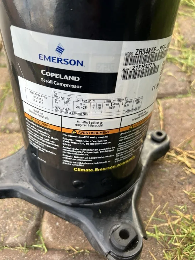 Компрессор COPELAND SCROLL COMPRESSOR model ZP34K5E PFV-800 year 2021- 220v sing