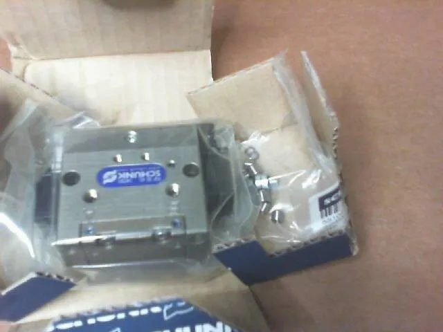 Робот Schunk PGF 50 AS Two Finger Parallel Gripper 340361 — фото лота 1