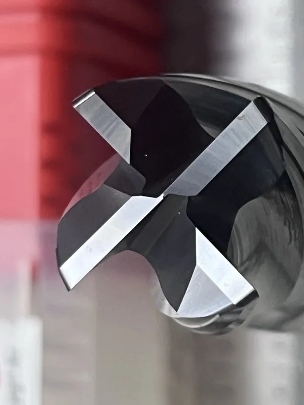 Режущий инструмент 3/4 " 4-FL Corner R.030 Multi-Helix Carbide End Mill, YG1 UGM — фото лота 2