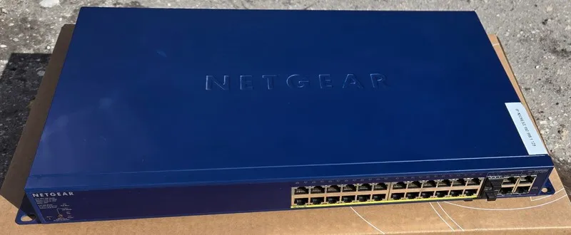 Коммутатор NETGEAR PROSAFE FS728TP V2 24-Port Ethernet PoE Smart Network Switch