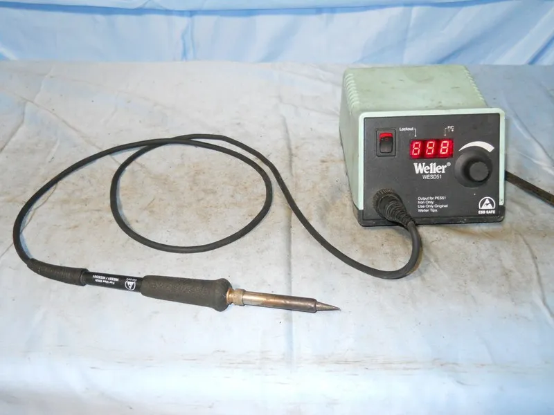 Паяльная станция Weller WESD51 60 W, 120 VAC, Soldering Station + PES51 24 VDC P