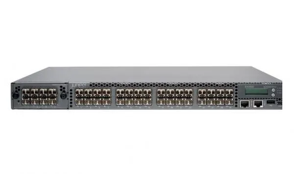 Коммутатор Juniper Networks EX4550-32F-AFI