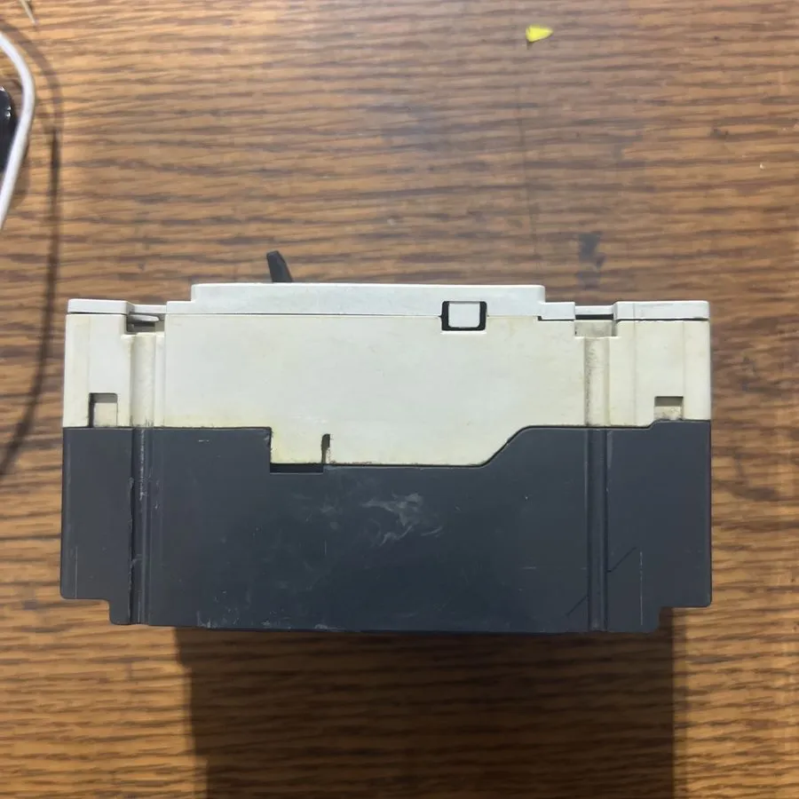 Автоматический выключатель Allen Bradley 140U-H3C3-C50 Molded Case Circuit Break — фото лота 1