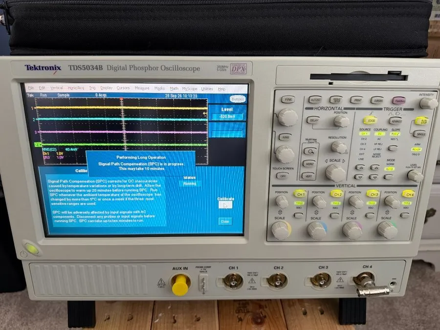 Осциллограф Tektronix TDS5034B Oscilloscope Digital 4ch 350MHz Bandwidth 5GS/s
