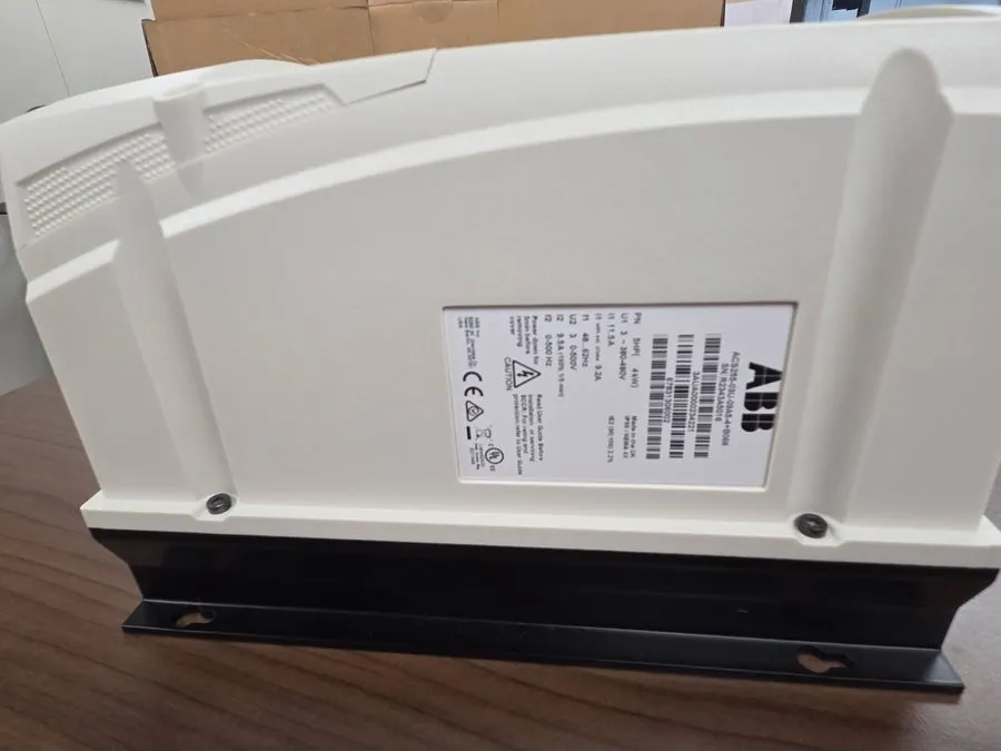 Частотный преобразователь ABB DRIVE ACS255-03U-09A5-4+B068 — фото лота 2