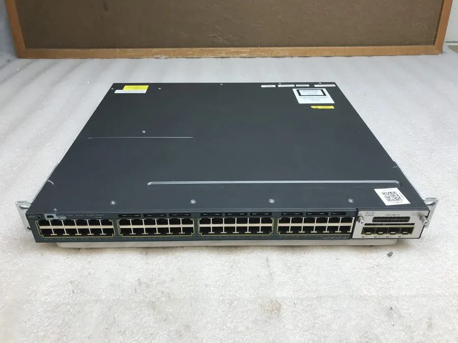 Коммутатор Cisco Catalyst WS-C3560X-48P-L V06 48-Port Gigabit PoE+ Managed Switc