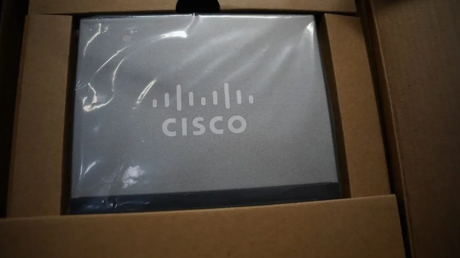 Коммутатор Cisco SG250-08HP Smart Switch 8-Port Gigabit Ethernet Ports with Poe