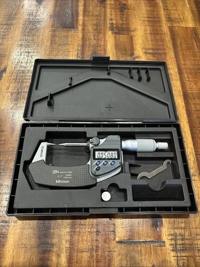 Микрометр Mitutoyo 342-361-30 0-1" / 0-25.4mm 30 Degree Digital Point Micrometer — фото лота 1