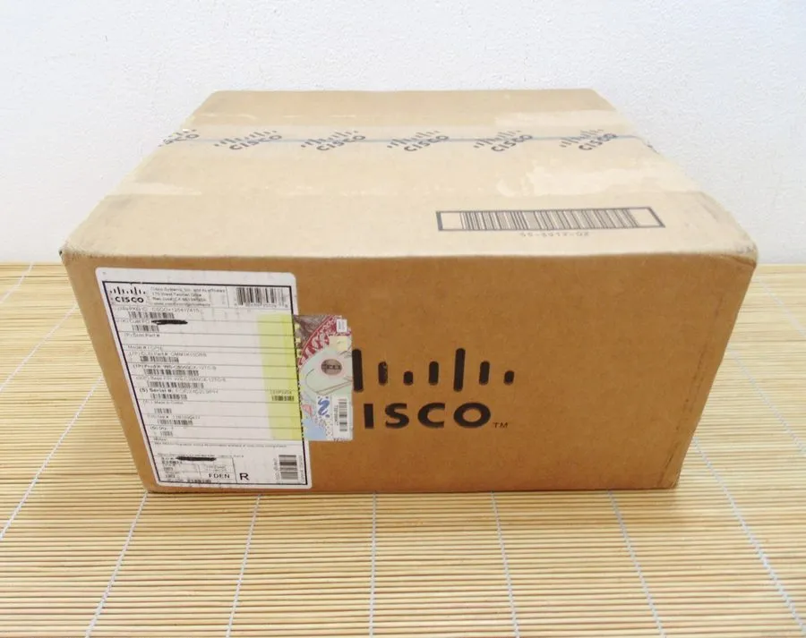 Коммутатор Cisco WS-C3560CX-12TC-S, 12 Port 3560-CX Data IP Base Switch 12 GE