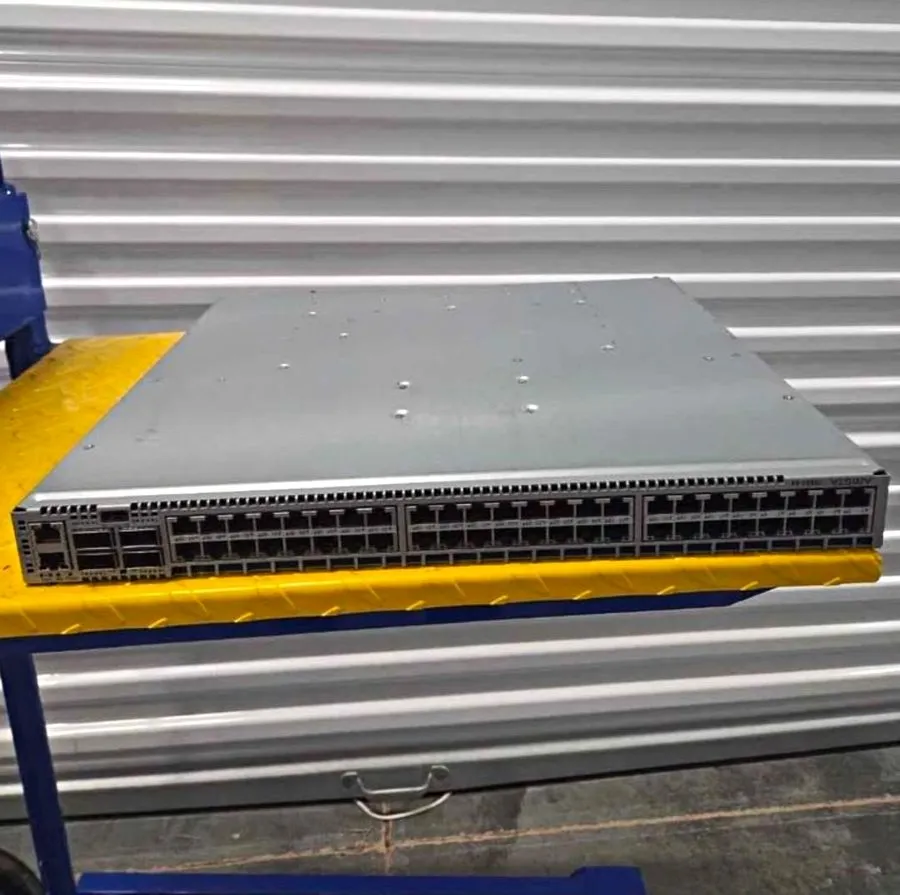 Коммутатор ARISTA DCS-7050SX-64 PORT ETHERNET SWITCH