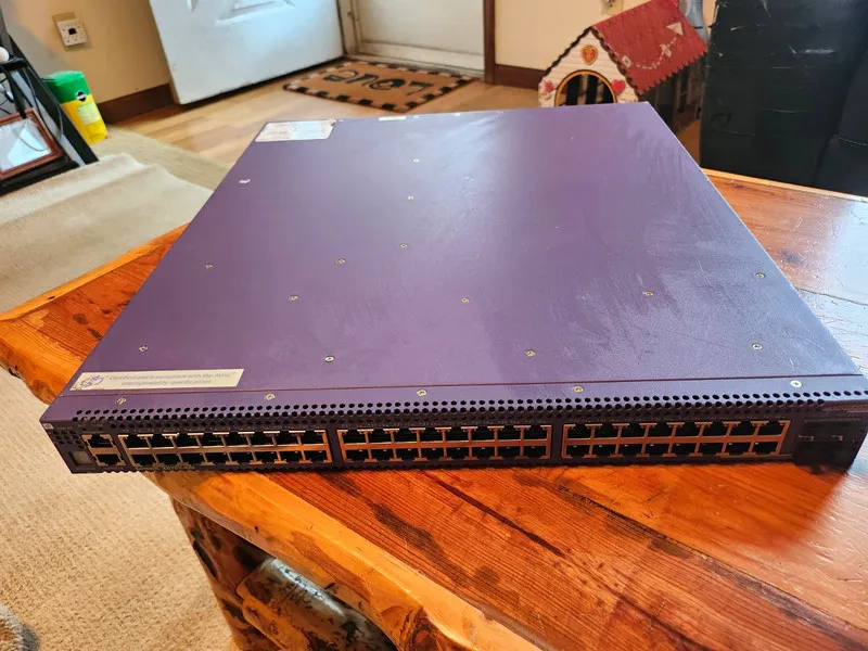 Коммутатор Extreme Networks Summit 17200 X670V-48T 48-Port 10Gbe Network Switch — фото лота 1