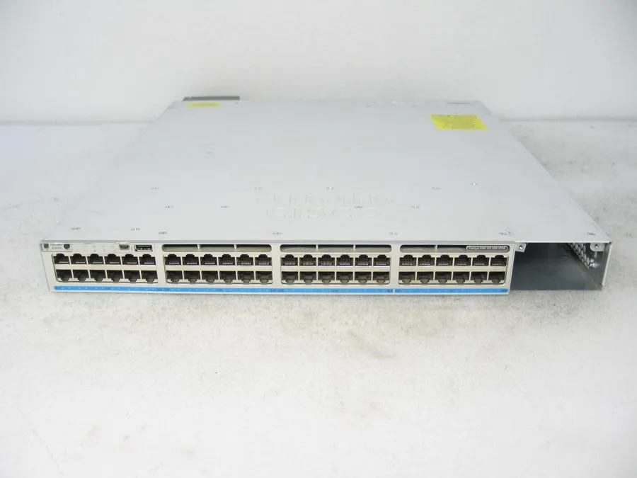Коммутатор Cisco C9300-48UXM-E Catalyst 9300 48-port 2.5G (12 10G/mGig) Network 